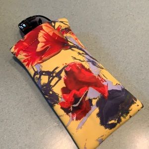 Women’s Soft Eyeglass Case